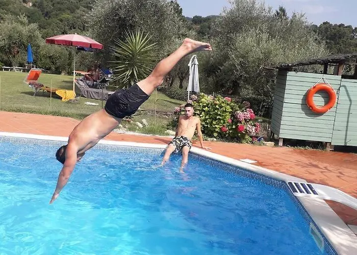 Il Carnasciale Pieve Di -bouganville- Ferienhaus Camaiore