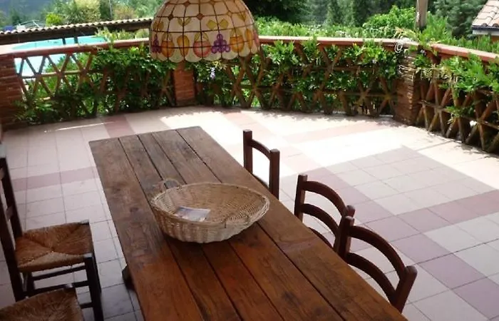 Ferienhaus Il Carnasciale Pieve Di -bouganville- Camaiore